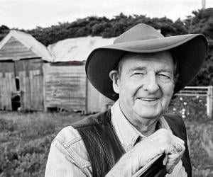 Slim Dusty Biography