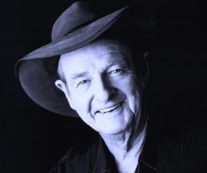 Slim Dusty