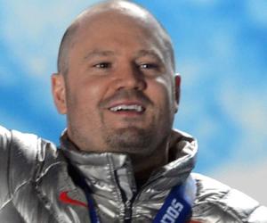 Steven Holcomb