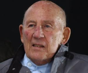 Stirling Moss Biography