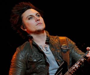 Synyster Gates