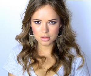 Tanya Burr