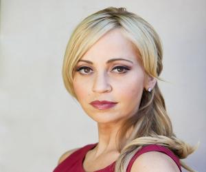 Tara Strong