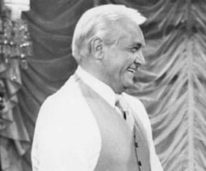 Ted Knight