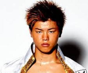 Tenshin Nasukawa Biography