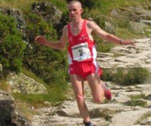 Timothy Davies (runner)