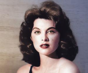 Tina Louise Biography