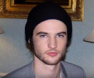 Tom Sturridge