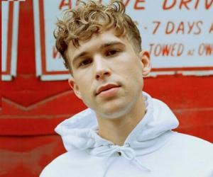 Tommy Dorfman