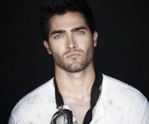 Tyler Lee Hoechlin