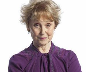 Una Stubbs