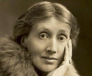 Virginia Woolf Biography