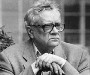 Vladimir Maksimov
