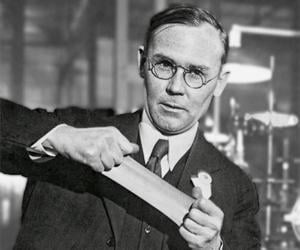 Wallace Carothers Biography
