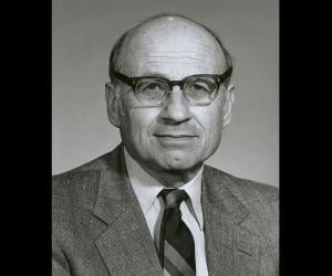 Walter Kohn