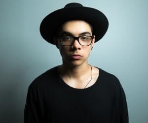 William Singe Biography