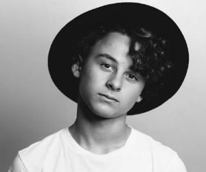 Wyatt Oleff