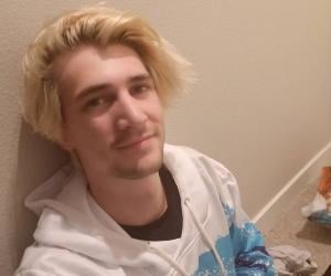 xQc