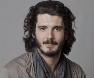 Yon González