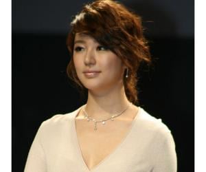 Yoon Eun-hye Biography