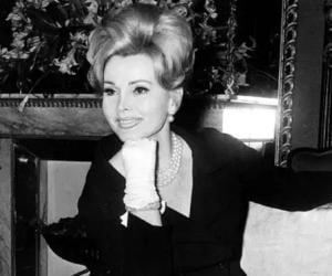 Zsa Zsa Gabor Biography